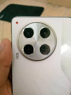 Tecno Camon 30