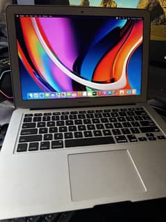 APPLE MACBOOK Air 2014 1.5 gb graphic card