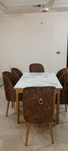 dining table sale in Johar Town Lahore