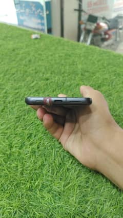 google pixel 8       8 gb 128 gb waterpack approve