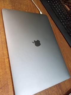 MacBook