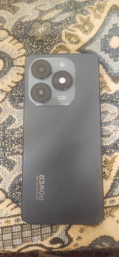 itel P56c 4+8 128