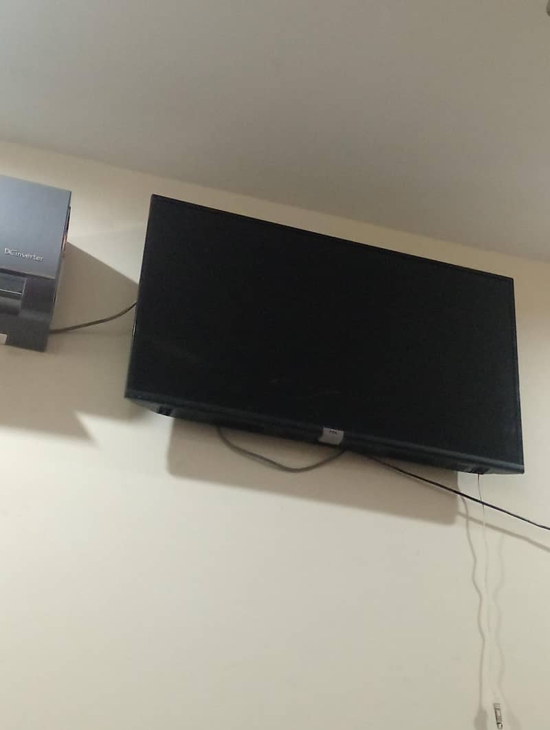TCL android Led 1
