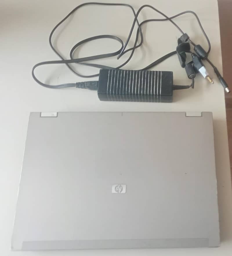 Best Laptop for Open-Source Software Engineers (LINUX) HP ELITEBOOK 87 0