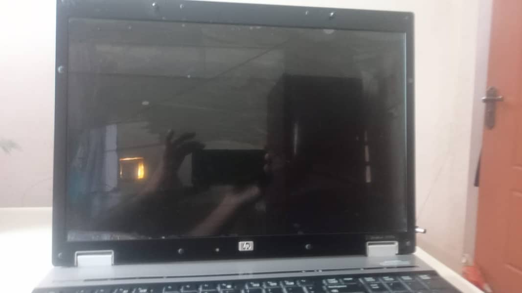 Best Laptop for Open-Source Software Engineers (LINUX) HP ELITEBOOK 87 7