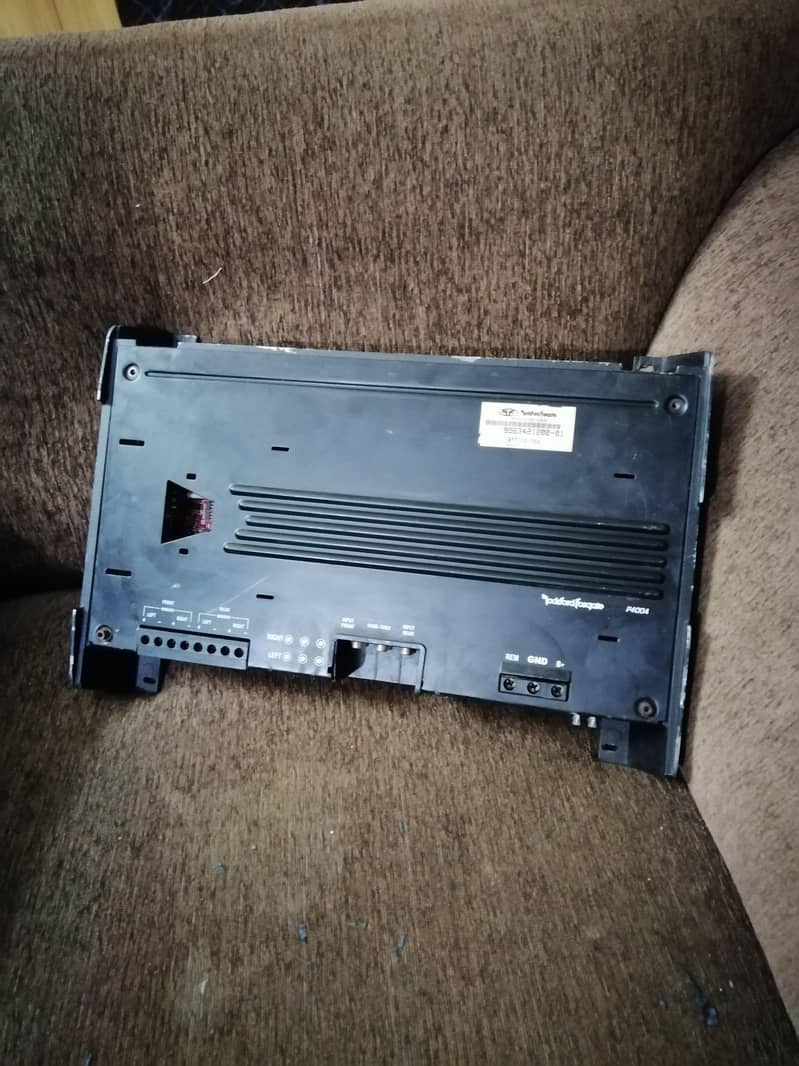 BRANDED AMPLIFIERS 7