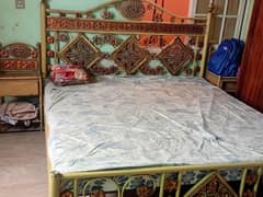 Selling Bed