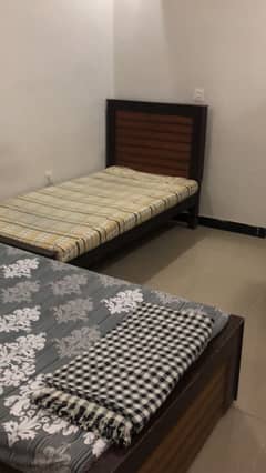 hostel room for rent