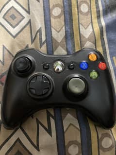 XBOX 360 FOR SALE WITH 2 WIRELESS CONTROLLER