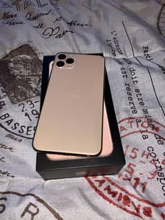 iphone 11 pro max 64GB Ram bettry Heath 84 golden color