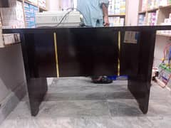 Wooden Office Table with Drawers – Good Condition