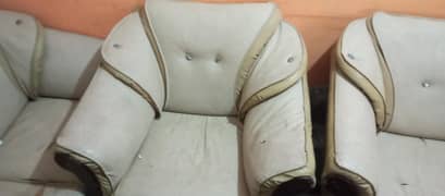 6 seater sofa set used jhang road near GCU New camps k pas