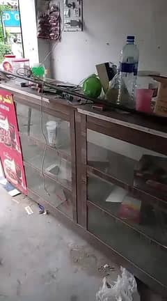3 rack or 1 counter or two lays racks