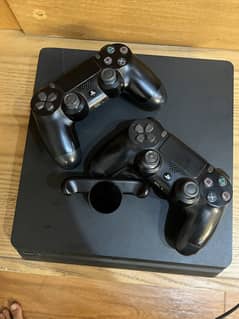 PS4 slim