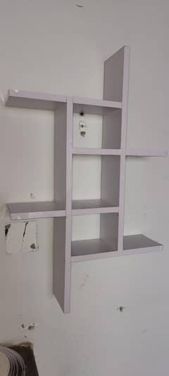 Wall shelves