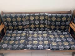 Comfortable 7 Seater Sofa Set for Sale Pure Wood Great Condition