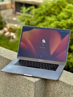 MacBook