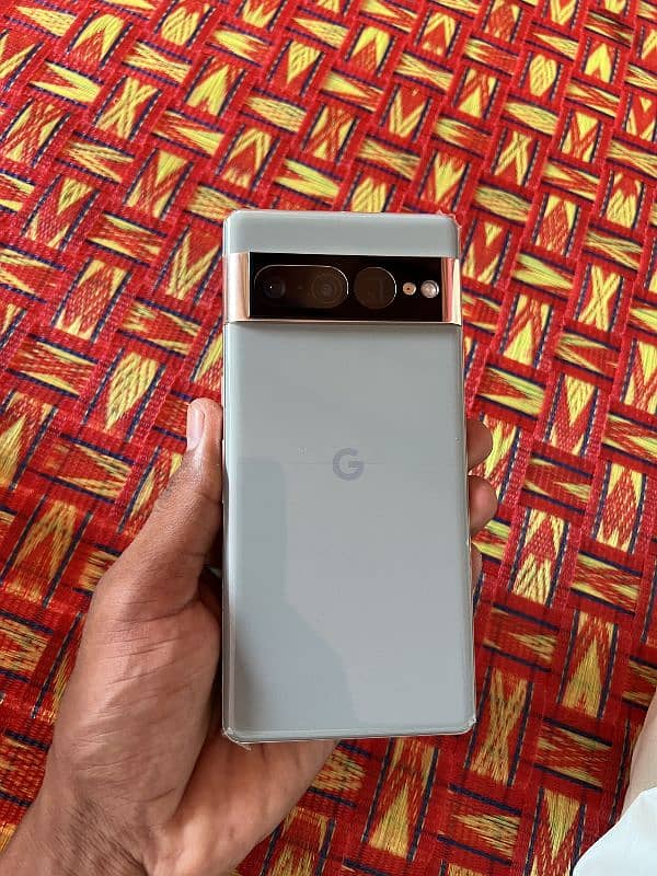 Google pixel 7 pro display changed,display like a orignal good colors 0