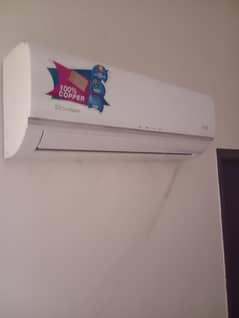 Dawlance 1 ton condition 10/10 non inverter