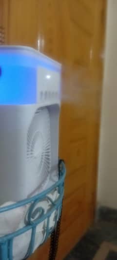 full new product ha sirf 2 sy 3 din chali hoi ha bhot Thandi hova dati