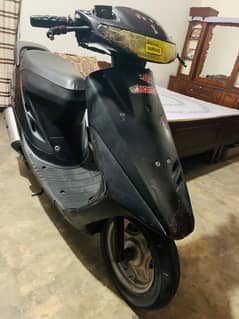 scooty