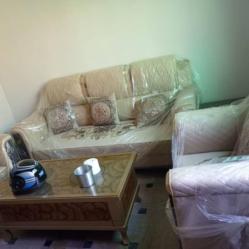 sofa with 3 tables. 1
