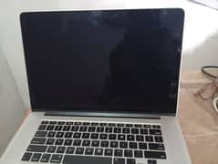 MACBOOK  PRO (2015)