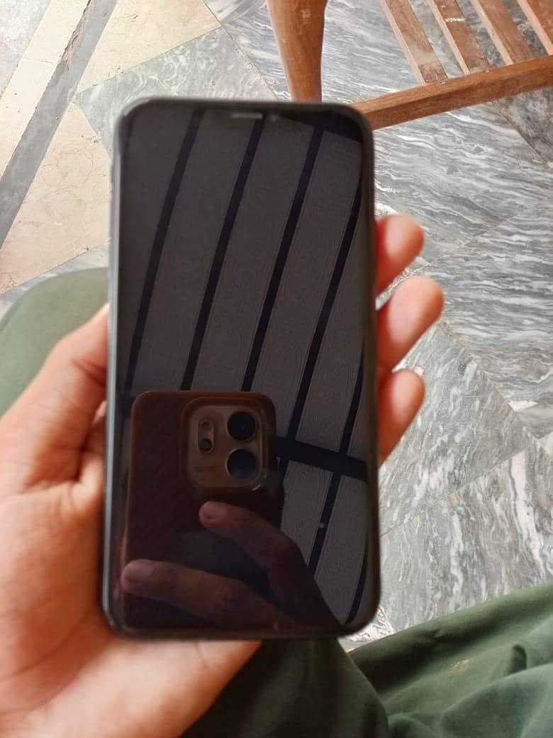 iphone XR pta approved 1