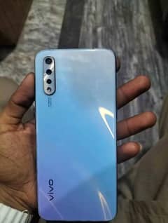 vivo S1
