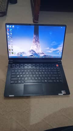 Alienware m15 r5 AMD Ryzen 9  RTX 3070 240hz