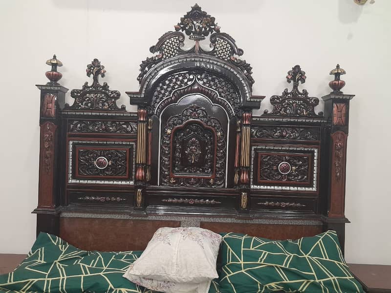 bed with side table and dressing table 1