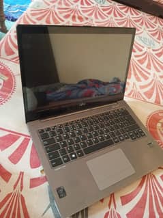 Fujitsu Laptop Lifebook U904
