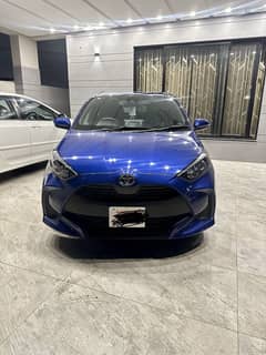 Toyota yaris hatchback x package