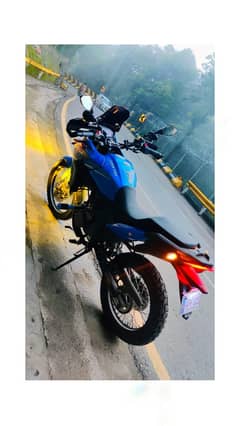 Excelent tour bike Good condition brand new only 2000 km driven