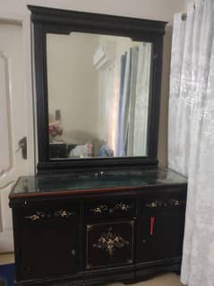 Dressing Table & Ccrockery Show Case