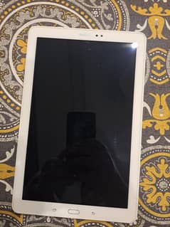 Samsung Tab A  3  gb ram / 16 Gb