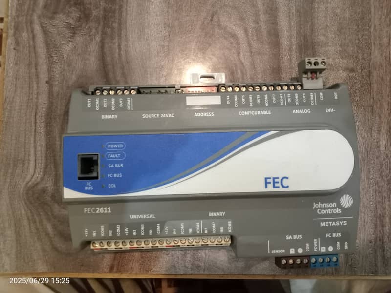 Jhonsons Controls HVAC Controller and Display 0