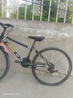 streethawk bicycle in black colour