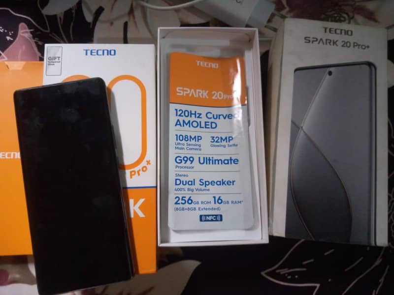 spark 20 pro plus with cmplt box 2