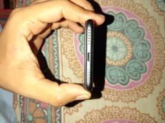 iPhone 8 256 non pta all okay 13000 say kam nhi duga abhi áo