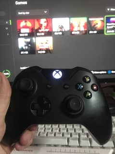 Xbox One 500GB with Box and original Games