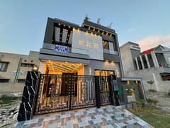 05 Marla Luxury Designer House For Sale In Bahria Town Lahore In Low budget price