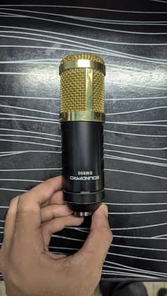 BM 800 mic with phantom power supply