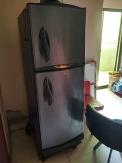 Waves Fridge