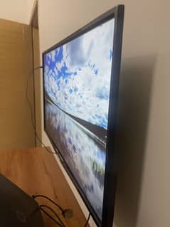 22-Inch National LED TV with Remote - Excellent Sound