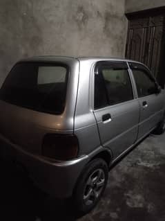Daihatsu Cuore 2003