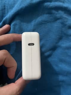 Apple 61 watt USB-C adapter