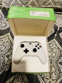 Xbox controller with box mint condition little used