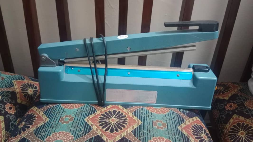 packing machine  available  good working small size large size 1