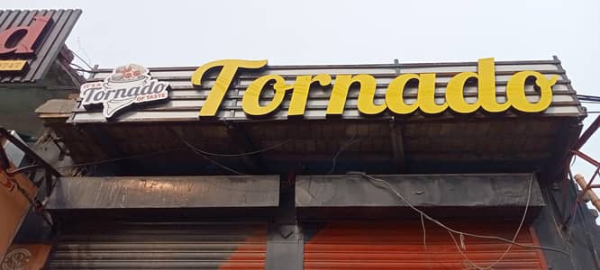 Delivry boy /Feamal as a cashiar/waiter /kitchen asestan